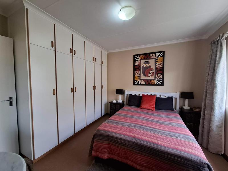 To Let 3 Bedroom Property for Rent in Fairview Golf Estate Western Cape
